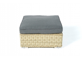 Polster Coffee Table der Rattan Lounge Square
