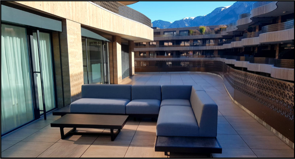 Outdoor Lounge