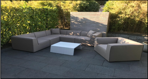 Outdoor Lounge